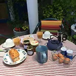 Les Camelias Bed & Breakfast Mazamet