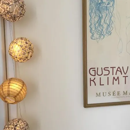 Les Camelias Nocleg ze śniadaniem Mazamet